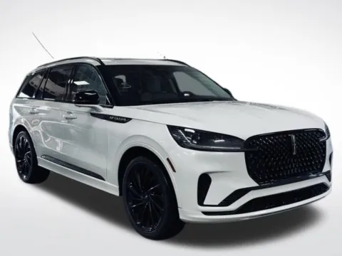More photos of 2025 Lincoln Aviator Reserve at Zeigler BMW of Kalamazoo, MI