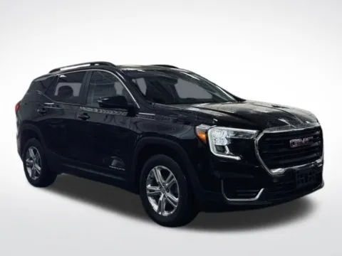 More photos of 2022 GMC Terrain SLE at Zeigler BMW of Kalamazoo, MI