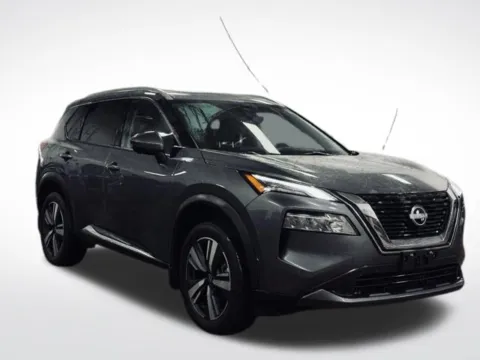 More photos of 2023 Nissan Rogue SL at Zeigler BMW of Kalamazoo, MI