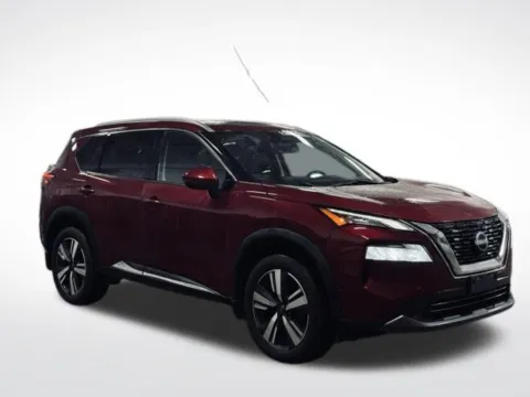 More photos of 2023 Nissan Rogue SL at Zeigler BMW of Kalamazoo, MI