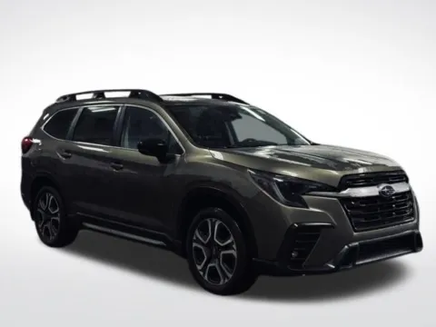 More photos of 2025 Subaru Ascent Limited at Zeigler BMW of Kalamazoo, MI