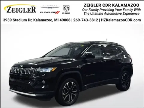 Black 2022 Jeep Compass Limited for sale in Kalamazoo, MI