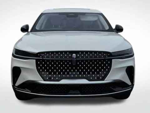 Another view of 2025 Lincoln Nautilus Premiere for sale in Kalamazoo, MI at Zeigler BMW of Kalamazoo