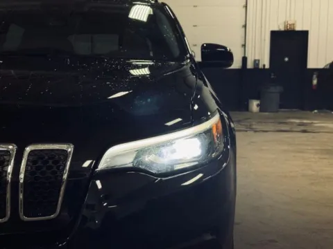 Another view of 2022 Jeep Cherokee Latitude Lux for sale in Kalamazoo, MI at Zeigler BMW of Kalamazoo