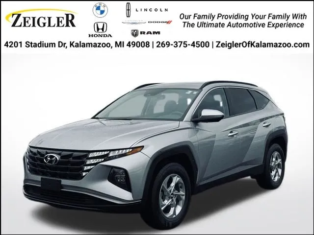 Silver 2023 Hyundai Tucson SEL for sale in Kalamazoo, MI