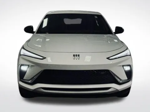 Photos of 2025 Buick Envista Sport Touring for sale in Kalamazoo, MI at Zeigler BMW of Kalamazoo