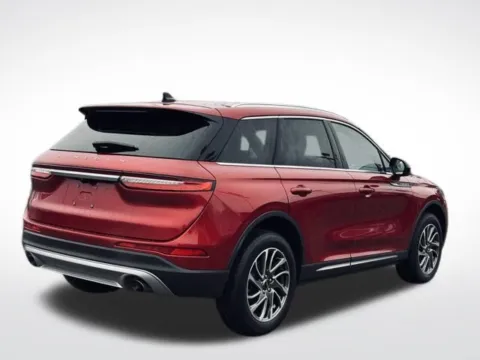 More photos of 2021 Lincoln Corsair Standard at Zeigler BMW of Kalamazoo, MI