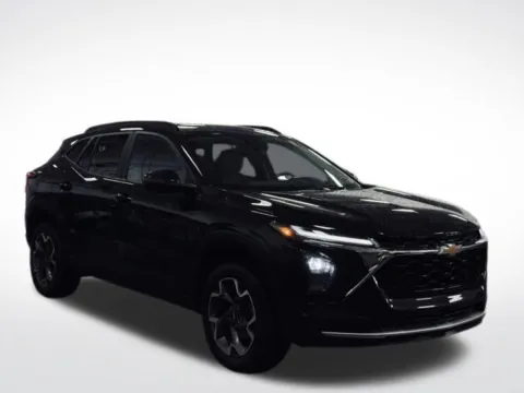 More photos of 2025 Chevrolet Trax LT at Zeigler BMW of Kalamazoo, MI