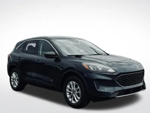 More photos of 2022 Ford Escape SE at Zeigler BMW of Kalamazoo, MI