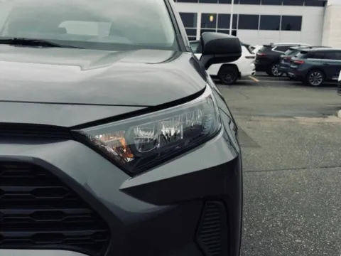 More photos of 2021 Toyota RAV4 Hybrid LE at Zeigler BMW of Kalamazoo, MI