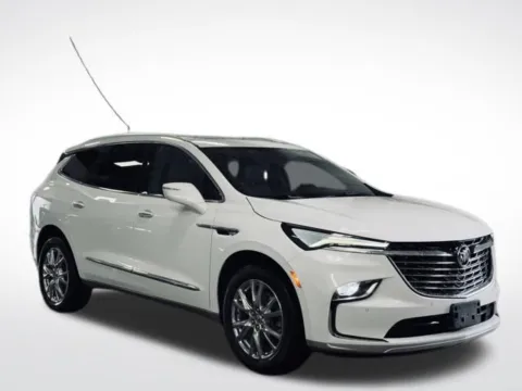 More photos of 2023 Buick Enclave Essence at Zeigler BMW of Kalamazoo, MI