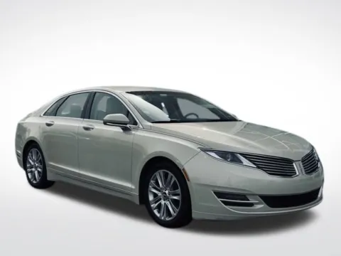 More photos of 2014 Lincoln MKZ at Zeigler BMW of Kalamazoo, MI