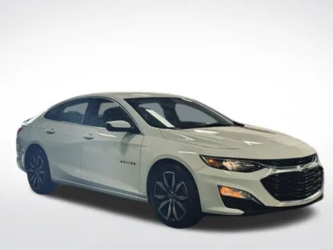 More photos of 2024 Chevrolet Malibu RS at Zeigler BMW of Kalamazoo, MI