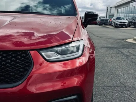 Another view of 2025 Chrysler Pacifica Limited for sale in Kalamazoo, MI at Zeigler BMW of Kalamazoo