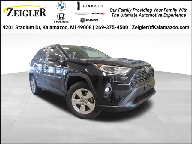 2021 Toyota RAV4 Hybrid XLE for sale in Kalamazoo, MI