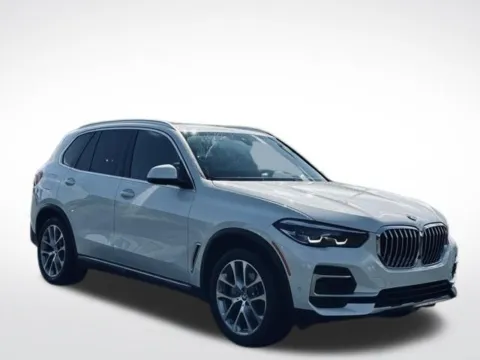 More photos of 2023 BMW X5 xDrive40i at Zeigler BMW of Kalamazoo, MI