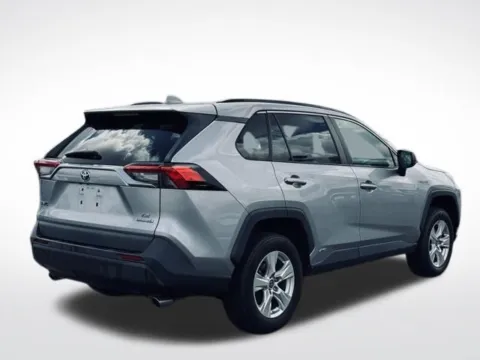 More photos of 2021 Toyota RAV4 Hybrid LE at Zeigler BMW of Kalamazoo, MI