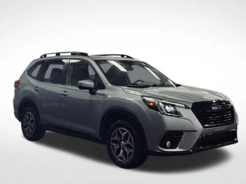 More photos of 2023 Subaru Forester Premium at Zeigler BMW of Kalamazoo, MI
