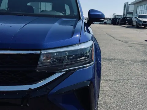 Another view of 2023 Volkswagen Taos 1.5T SE for sale in Kalamazoo, MI at Zeigler BMW of Kalamazoo