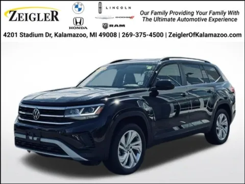 Black 2022 Volkswagen Atlas 3.6L V6 SE w/Technology for sale in Kalamazoo, MI