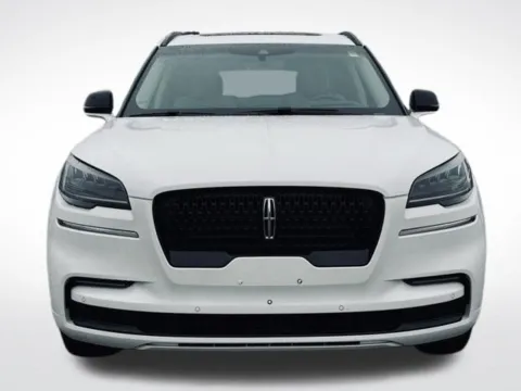 Photos of 2022 Lincoln Aviator Reserve for sale in Kalamazoo, MI at Zeigler BMW of Kalamazoo