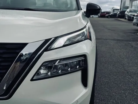 Another view of 2023 Nissan Rogue SL for sale in Kalamazoo, MI at Zeigler BMW of Kalamazoo