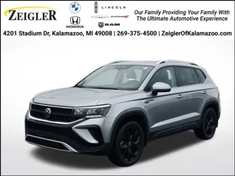 Silver 2022 Volkswagen Taos 1.5T SE for sale in Kalamazoo, MI