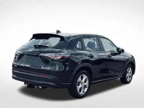 More photos of 2023 Honda HR-V LX at Zeigler BMW of Kalamazoo, MI