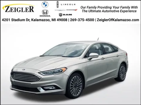 White 2017 Ford Fusion SE for sale in Kalamazoo, MI