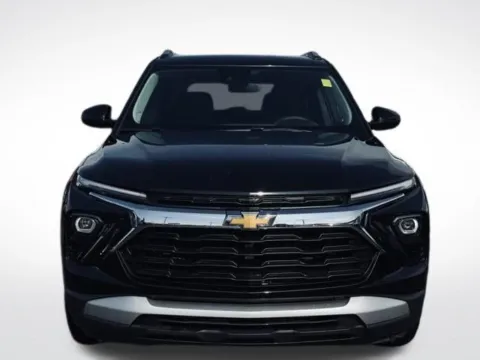 Photos of 2025 Chevrolet TrailBlazer LT for sale in Kalamazoo, MI at Zeigler BMW of Kalamazoo