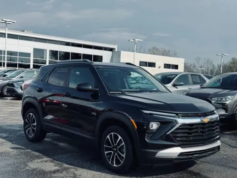 More photos of 2025 Chevrolet TrailBlazer LT at Zeigler BMW of Kalamazoo, MI