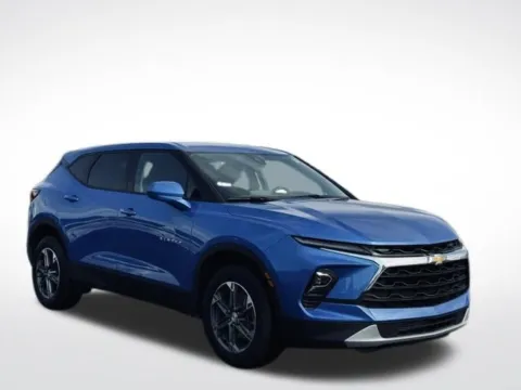 More photos of 2025 Chevrolet Blazer LT at Zeigler BMW of Kalamazoo, MI