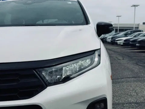 Another view of 2025 Honda Odyssey Sport-L for sale in Kalamazoo, MI at Zeigler BMW of Kalamazoo