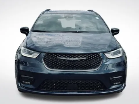 Another view of 2025 Chrysler Pacifica Limited for sale in Kalamazoo, MI at Zeigler BMW of Kalamazoo
