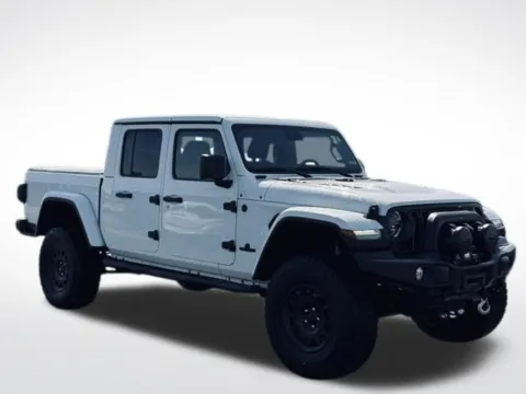 More photos of 2024 Jeep Gladiator Rubicon at Zeigler BMW of Kalamazoo, MI