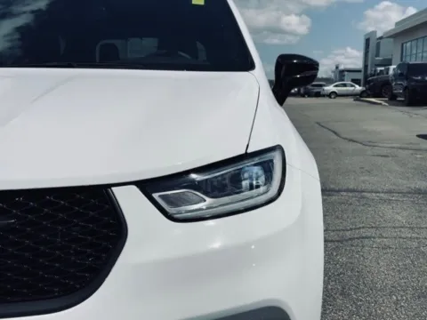 Another view of 2025 Chrysler Pacifica Limited for sale in Kalamazoo, MI at Zeigler BMW of Kalamazoo