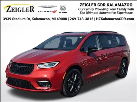 Red 2025 Chrysler Pacifica Limited for sale in Kalamazoo, MI