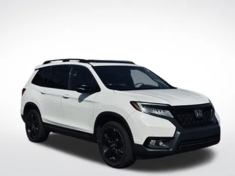 More photos of 2020 Honda Passport Elite at Zeigler BMW of Kalamazoo, MI
