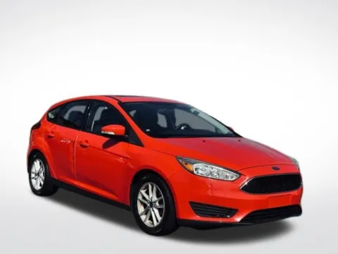 More photos of 2015 Ford Focus SE at Zeigler BMW of Kalamazoo, MI