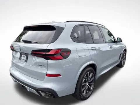 More photos of 2026 BMW X5 xDrive40i at Zeigler BMW of Kalamazoo, MI