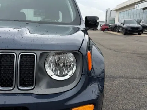Another view of 2022 Jeep Renegade Limited for sale in Kalamazoo, MI at Zeigler BMW of Kalamazoo
