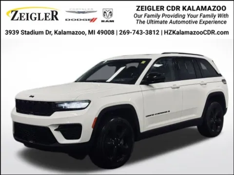 White 2023 Jeep Grand Cherokee Altitude X for sale in Kalamazoo, MI