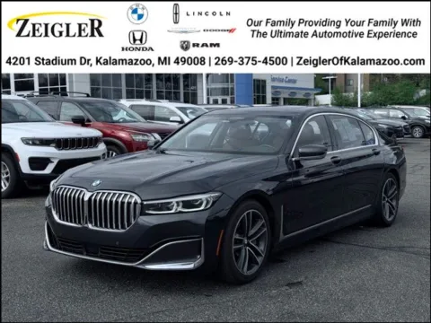 Gray 2020 BMW 7 Series 750i xDrive for sale in Kalamazoo, MI