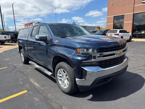More photos of 2020 Chevrolet Silverado 1500 LT at Zeigler BMW of Kalamazoo, MI