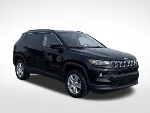 Another view of 2022 Jeep Compass Latitude for sale in Kalamazoo, MI at Zeigler BMW of Kalamazoo
