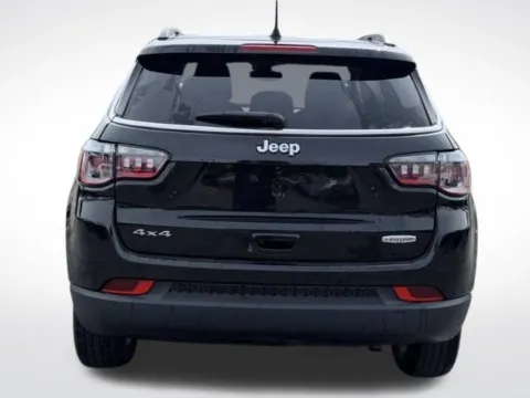 More photos of 2022 Jeep Compass Latitude at Zeigler BMW of Kalamazoo, MI