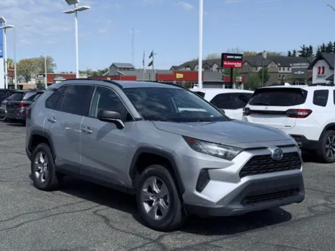 More photos of 2022 Toyota RAV4 Hybrid LE at Zeigler BMW of Kalamazoo, MI