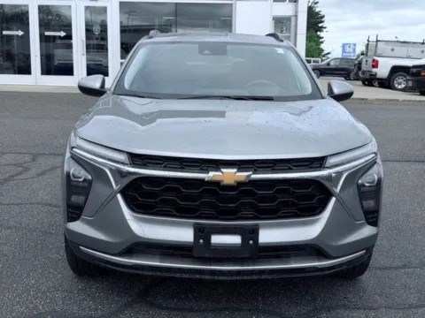 Photos of 2025 Chevrolet Trax LT for sale in Kalamazoo, MI at Zeigler BMW of Kalamazoo