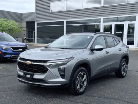 Gray 2025 Chevrolet Trax LT for sale in Kalamazoo, MI