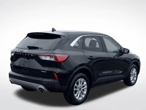 More photos of 2022 Ford Escape SE at Zeigler BMW of Kalamazoo, MI